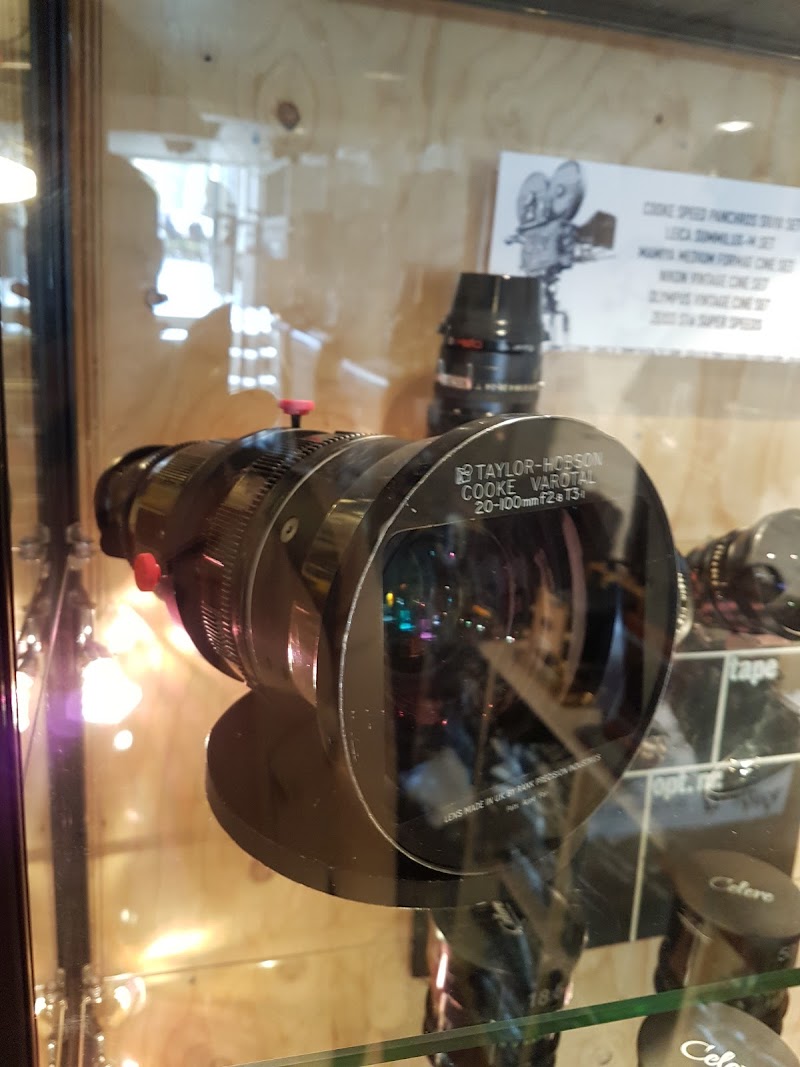 One Of Many Cameras - billede 3