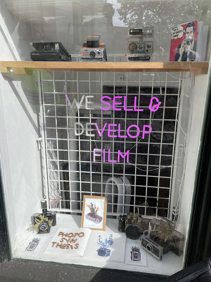 One Of Many Cameras - billede 1